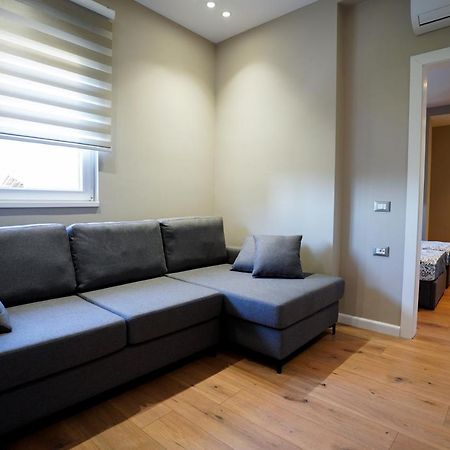 Klei'S Daily Apartment Тирана Екстер'єр фото